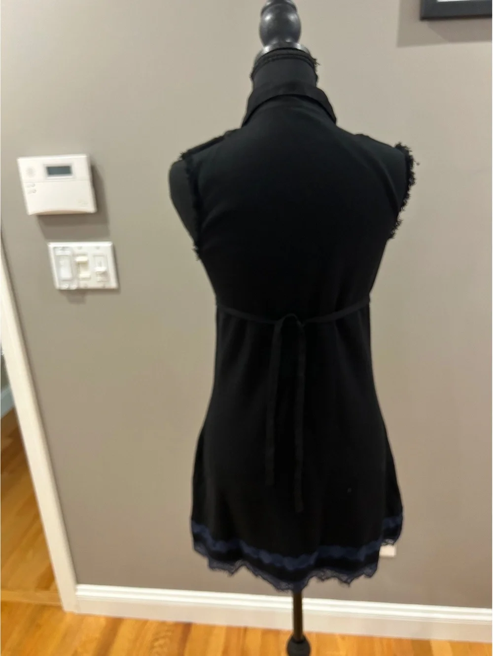 FREE PEOPLE  Black Sleeveless Button-Up Tunic with Lace Trim Xs